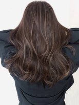 ジルブラン(JIL BLAN)&nbsp;グレージュハイライトレイヤーカットミディアムレイヤーボブ