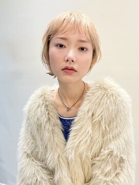 エムスラッシュ アヴェダ 自由が丘(M.SLASH AVEDA) ハイトーンショート/ウルフレイヤー/オン眉/自由が丘