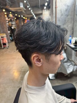 カーニー 北千住(kearny) メンズカットパーマ/ニュアンスパーマ/フェザーパーマ[北千住]