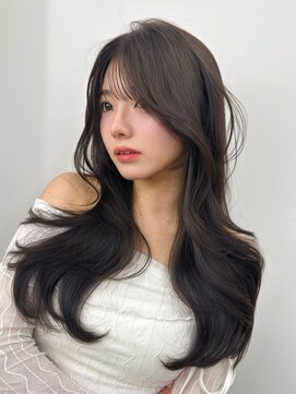 アマトウキョウ アユンチェ(AMA TOKYO×AYUNCHE) 韓国ヘア　2wayバング  レイヤーカット くびれヘア  顔周り/