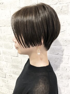 グランジュテ ヘアアンドスパ 真砂(GRAND JETE) 【内藤】切りっぱなし前下がりショート