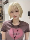 石塚／ぱっつん顔まわりウルフブロンドタッセルレイヤーボブ新宿