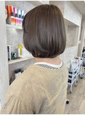 福山市Caary春ヘア丸みボブさら艶酸性ストレートミルクベージュ