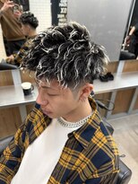 リレーションメンズヘアー(RELATION MEN'S HAIR)&nbsp;シャドウパーマセンターパート波巻きパーマラウンドマッシュ