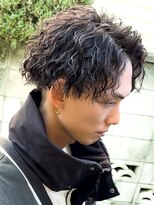 プロショップウェーブ セカンド(PRO SHOP WAVE II) フェード/スペインカール/センターパート/針金パーマ