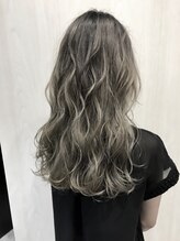 シー ヘアーワークショップ(See HAIR WORK SHOP)&nbsp;【Seeハイトーンコレクション】プラチナグラデーション