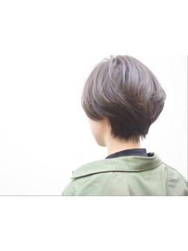 ラッシュグラス(Rush grass) チョコっとパーマのショート