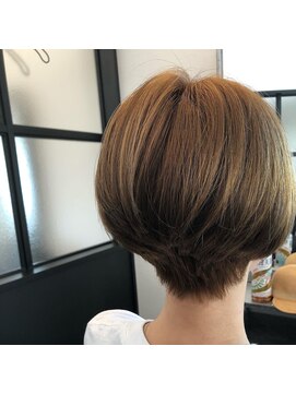 アンドエイチ(and H) マッシュベース大人ショート