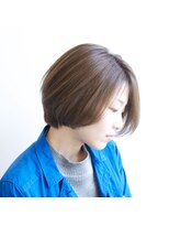 ロカ(roka)&nbsp;ナチュラルハイライトショートボブ