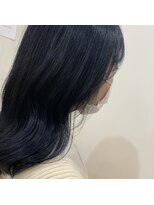 ヘアーデザインスリール(Hair Design THRIRE) 韓国風/ブルーブラック/青髪/暗髪カラー/ウェーブ