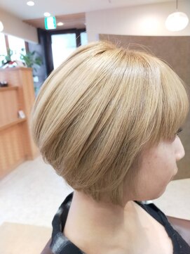 ヘアサロンアンドヘアメイクディー(hair salon hair make D) ハイライト/ベージュ/ブリーチ/カラー/ニュアンスマッシュ/ボブ