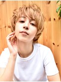 ハイトーンショート×アクセントカール
