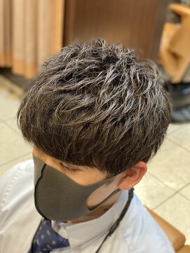 ヘアモードキクチ 神田日銀通り店 神田ビジネスマッシュ