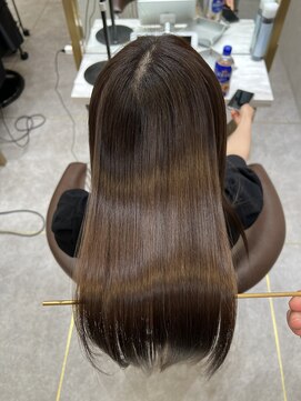 ロンドメリア 天神大名店(Lond Melia) 髪質改善縮毛矯正でツヤサラストレート 髪質改善/艶髪/縮毛矯正