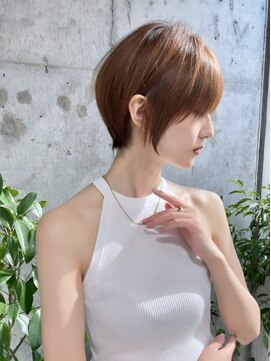 シー バイ ロンド 新宿(Sea by Lond) くびれ大人美人ショート