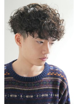 ルックグッドストア タカラヅカ(LOOK GOOD STORE TAKARAZUKA) カルマパーマアッシュブラックツーブロックスキンフェード0406