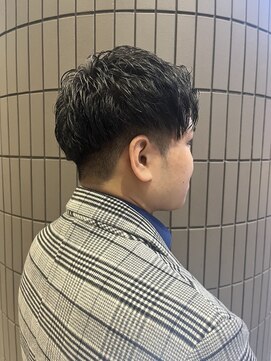 モードケイズ 阿倍野店(MODE K’s) 短髪アップバングスタイル