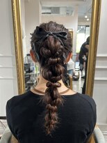 セット アンド バイ ルゥーダ 品川駅前店(SET and..by Rouxda.)&nbsp;ポニーアレンジ