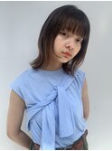 【フェイスレイヤー×ぱつっとミディアム】