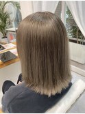 トランスルーセントグレージュ