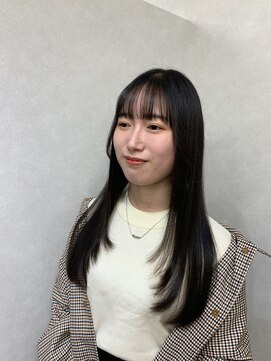 ルフトバイアンビエンテ(Luft by ambiente) レイヤーでつくるやわらかロング