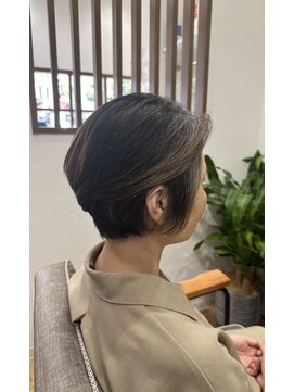 ピリナ(Pilina) レディースショートスタイル【門前仲町/越中島/月島/大人女性】