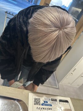 ホワイトベージュ/ダブルカラー/ブリーチ/メンズカラー/学割