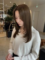 カイラ(KAILA) オリーブカラー赤み消し似合わせレイヤースタイル顔まわり◎杉本