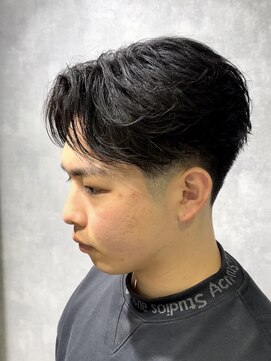 レイズ 名古屋駅(RAYS) フェザーニュアンス