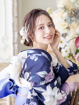 シャルメ 三宮店(CHARMER) 大人気なふわふわサイドシニヨン