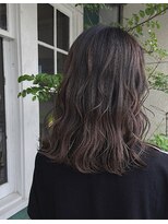 エルジン ヘアドレッサー ショップ(ELGIN HAIR DRESSER SHOP)&nbsp;【saya】ハイライト×パープルグレー