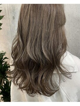 ザ シー 橋本(The C) くびれヘア◎透明感、ツヤ感ベージュが得意です！TheC メグ