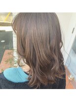 ソレイユカラー トヨカワ(SOLEIL COLOR TOYOKAWA)&nbsp;透明感＆ツヤ感たっぷりアッシュブラウン