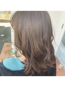 ソレイユカラー トヨカワ(SOLEIL COLOR TOYOKAWA) 透明感&ツヤ感たっぷりアッシュブラウン