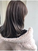 グレージュ