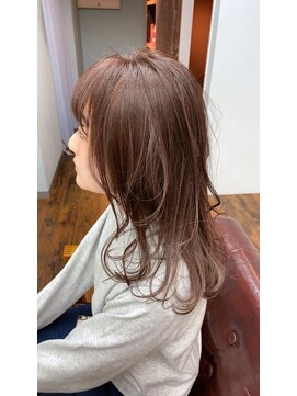 ピース トウキョウ(PEACE TOKYO) 束感、立体感が重要なヘアスタイル