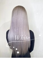 エミーバイモアムー(Emmie byMoremuu)&nbsp;ホワイトカラー