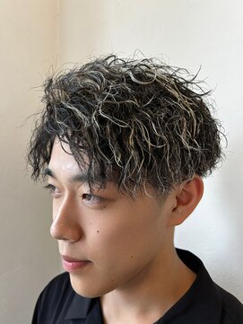 ヘアー ミュゼ 大西店(HAIR Musee) ☆波巻きスパイラルパーマ&ホワイトハイライト