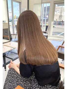 フォルテ 島田店 ツヤ感 秋冬に合うベージュカラー