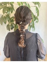 ベーシス(Basis)&nbsp;編みおろしヘアアレンジ