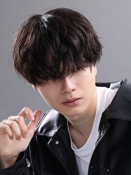 コンフィデンス メンズヘアー(confidence MEN'S HAIR) ニュアンスパーマ/シャドウパーマ/メンズ/センターパート