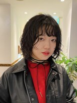 ビファインクーアヴェダ(Be fine coo AVEDA) カーリーボブヘア 黒髪パーマ 10代/20代