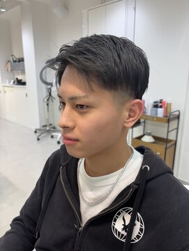 バーチ バイ クロップエス(BIRCH by crop es) フェードカット