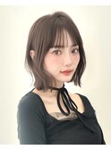 くびレイヤーボブルフネビージュ小顔ワンレンこなれミディ前髪