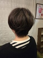リビングヘアルーム(LIVING HAIR ROOM) ナチュラルショート