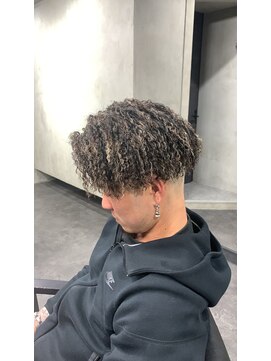 クロー(CROW) ハリガネパーマ