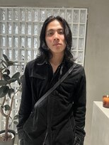 テクネ 天神大名(techne)&nbsp;天神大名フェザーパーマシャドウパーマ緩めセンターパートウルフ