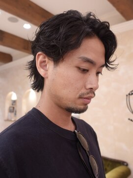 ビュートリアム265(BEAUTRIUM 265) メンズパーマ メンズヘア 緩めスパイラル サーフカール