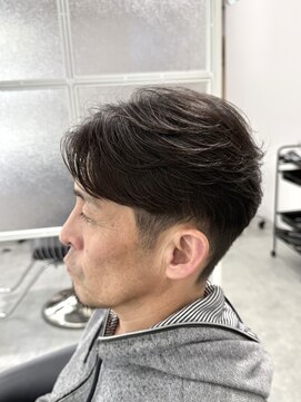 ドラマヘアー(dorama hair) フェザーセンターパート