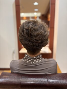 ヘアモーヴ チャンプス 南流山店 大人女性のグレーカラー